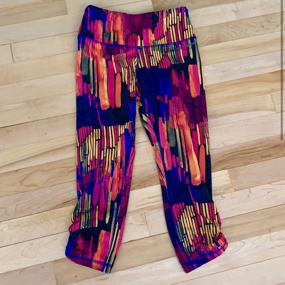 Brooks “Greenlight” Multi-colored Crop Tight - Picture 2 of 7